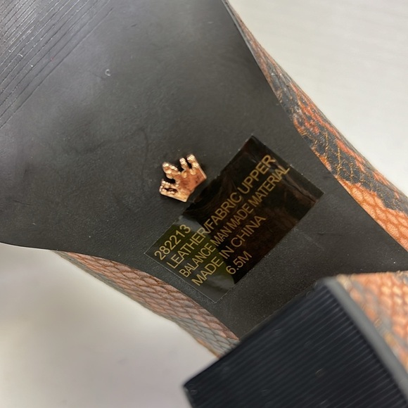 Deesigns by Dee Ocleppo 282213 Leather Ankle Boots Size 6.5 - Picture 13 of 13